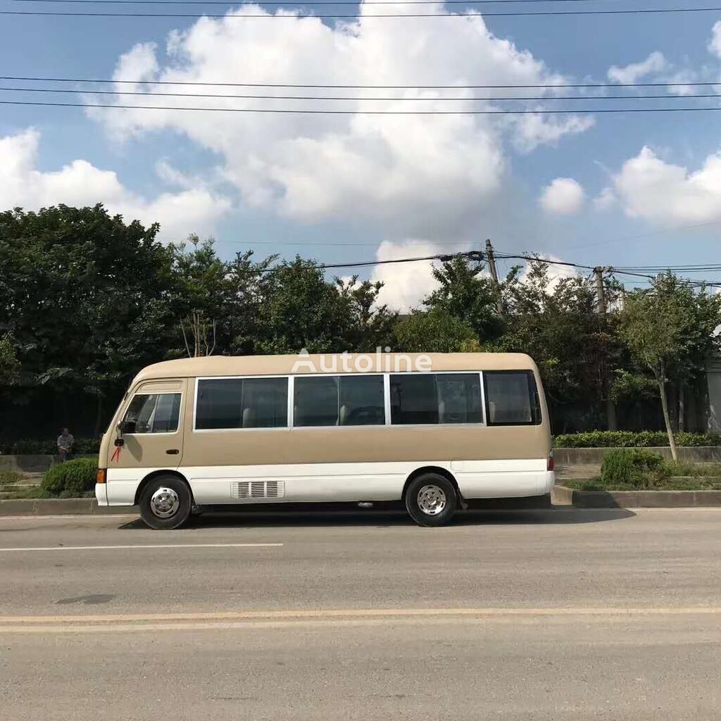 bus interurbain Toyota Coaster