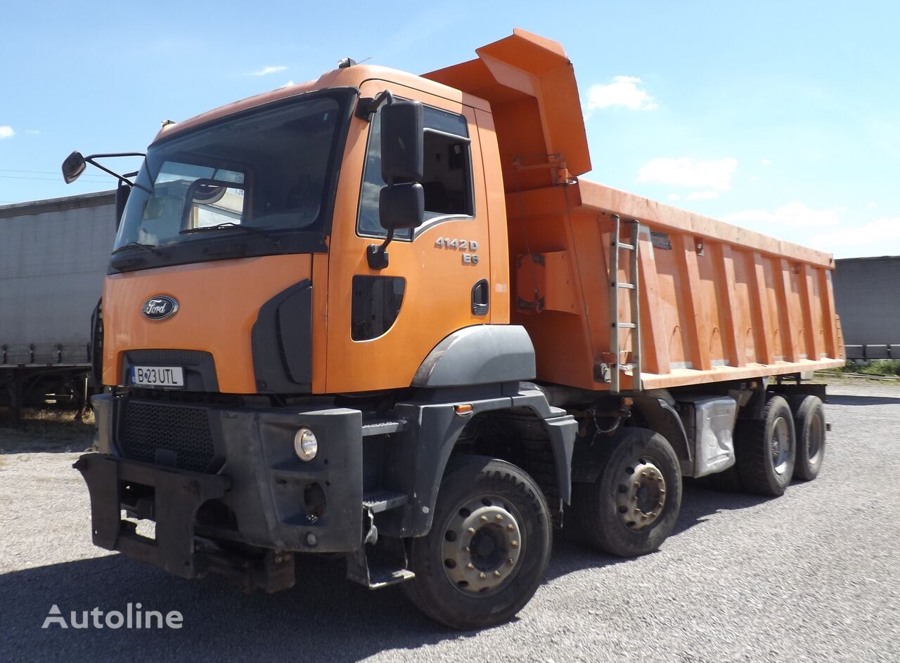 camion-benne Ford Cargo