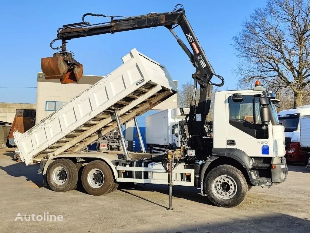 camion-benne IVECO Trakker 260T45 6X4 + HIAB 122 E3 HiDuo + Kipper