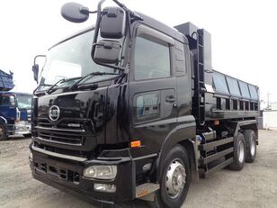 camion-benne Nissan Quon