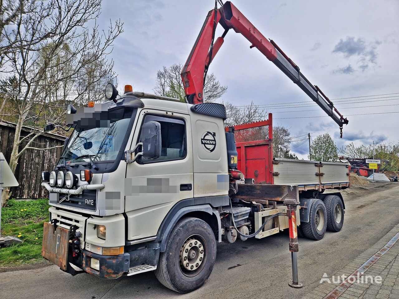 camion-benne Volvo FM12 380 *6x2 *DUMPER+crane FASSI 21t/m *MANUAL *REMOTE