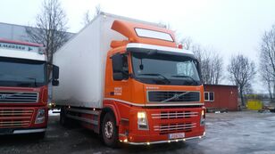camion fourgon VOLVO FM300