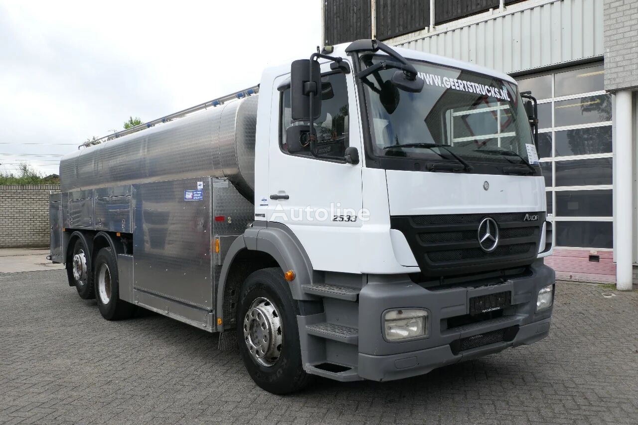 camion-citerne Mercedes-Benz Axor 2533 | Water Truck | 16000L / 3 Compartments | 504834Km | 2