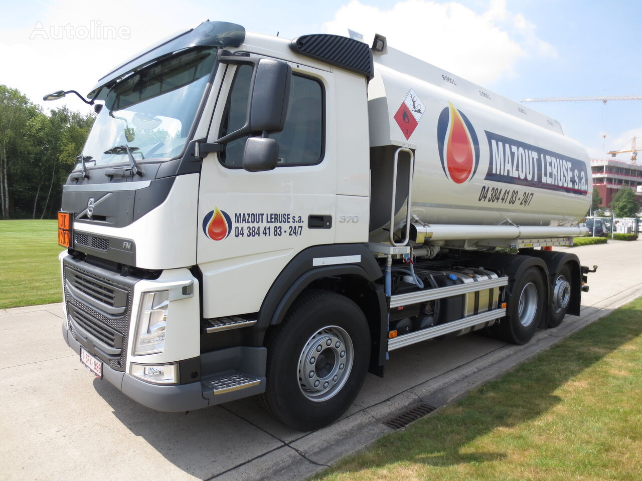 camion de carburant Volvo FM