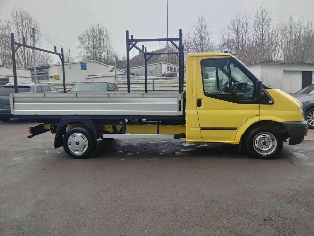 camion plateau Ford Transit