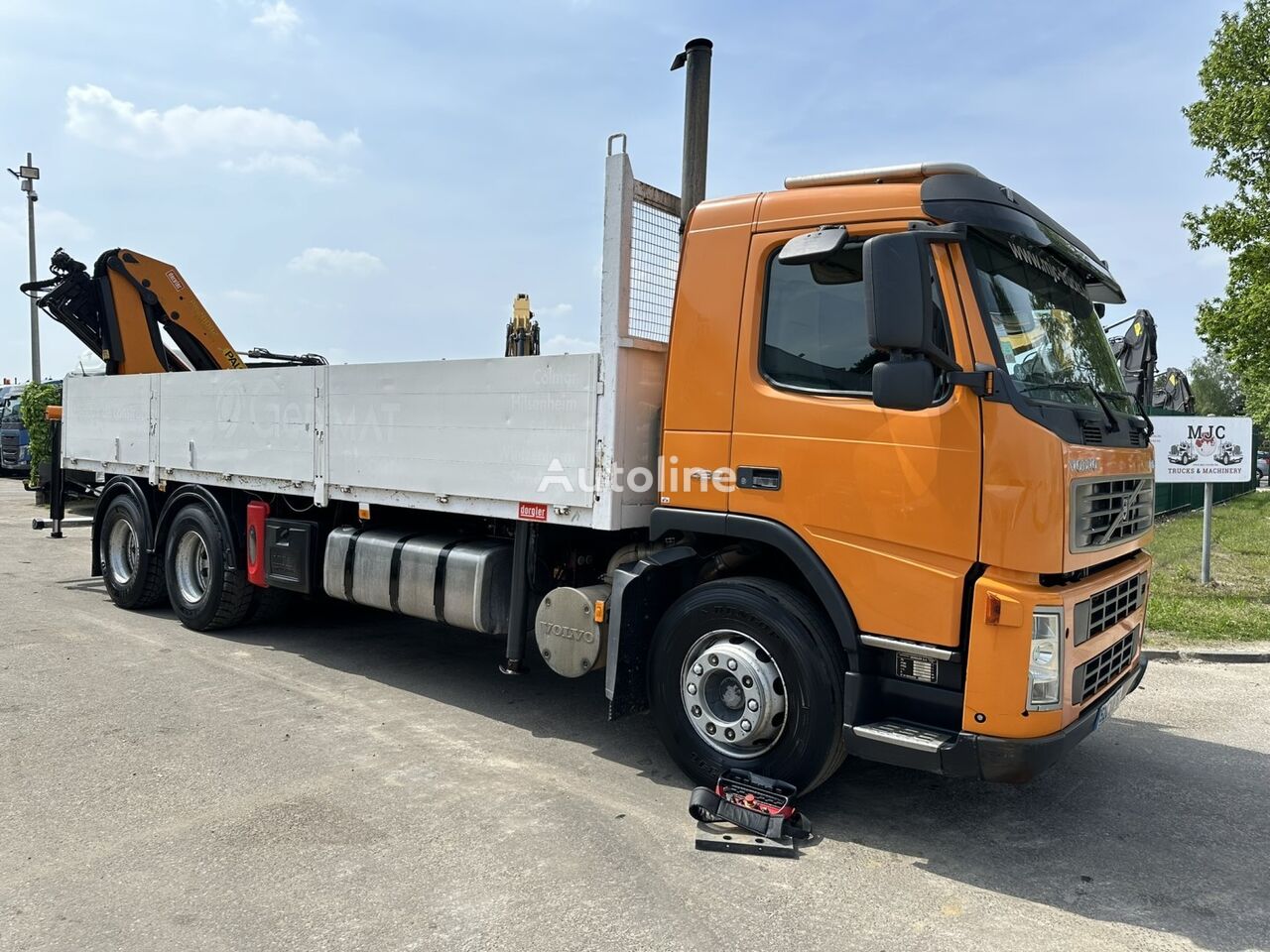 camion plateau Volvo FM12-420 6x4 + CRANE PALFINGER PK20002 - PLATFORM 7m20 - RADIO/R