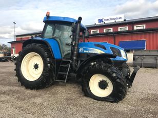 tracteur à roues NEW HOLLAND T 7550 Dismantled for spare parts pour pièces détachées
