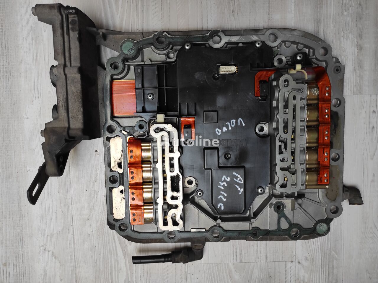 VOLVO / RENAULT GEARBOX CONTROL UNIT NO. 20817637, 4213650020 WABCO voor trekker