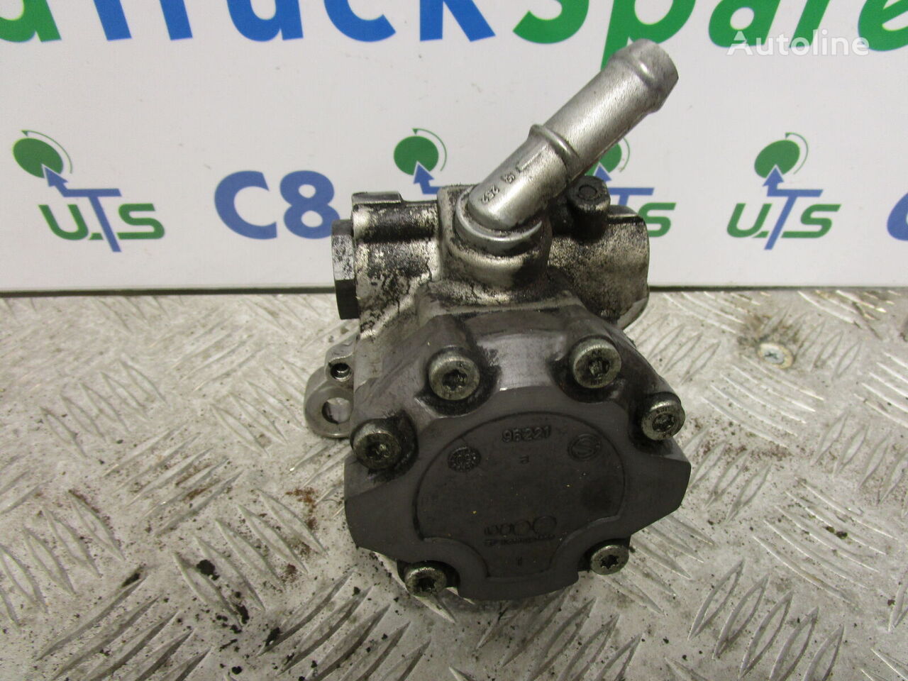 IVECO POWER STEERING PUMP & DRIVE 7693955604 stuurbekrachtigingspomp voor IVECO DAILY 3.0  vrachtwagen