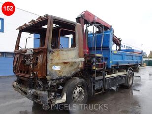 Beschadigde DAF CF75 - 310 open laadbak vrachtwagen