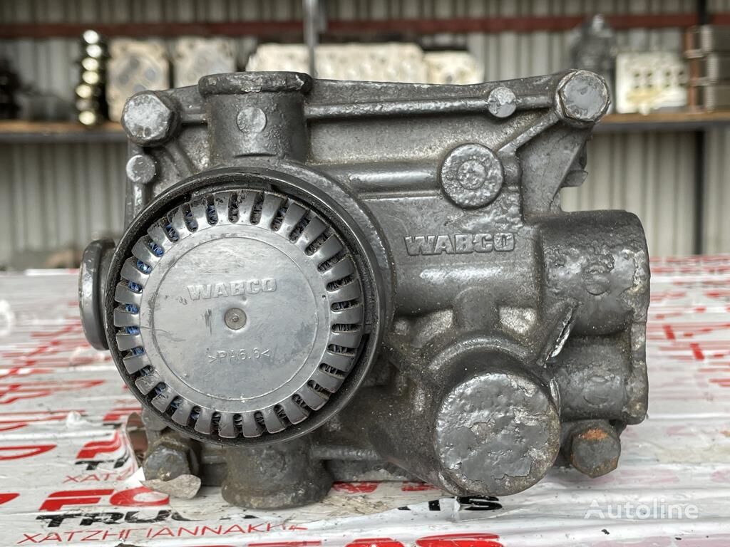 distributeur hydraulique WABCO BALBIDA AERHOS A pour camion