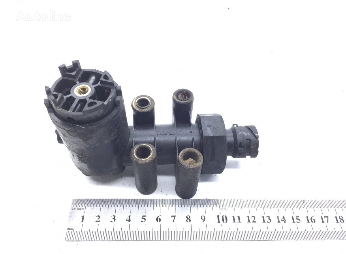 valve de commande de frein WABCO Actros MP1 2540 (01.96-12.02) 4410500120 pour tracteur routier Mercedes-Benz Actros, Axor MP1, MP2, MP3 (1996-2014)