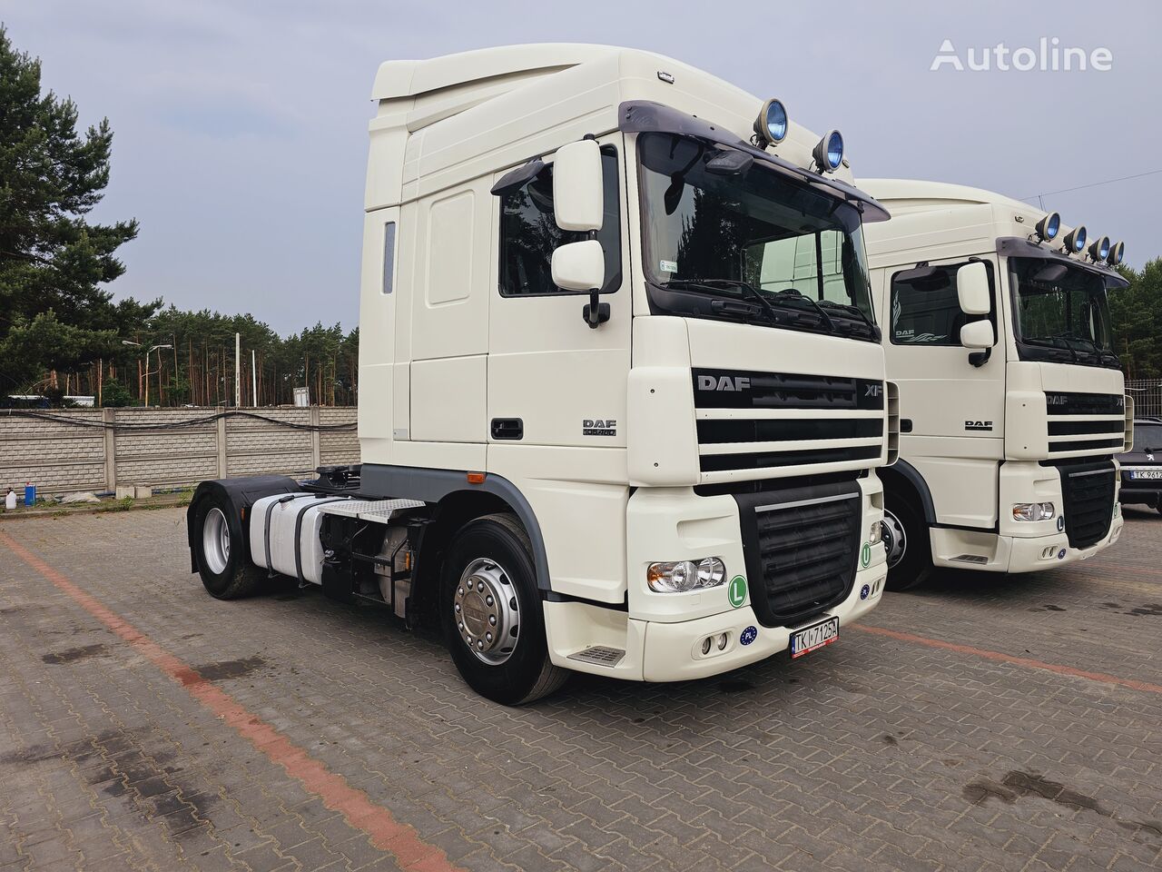 DAF  DAF XF 105 460 * EURO 5 * MANUAL* 2012 * STANDARD * SPACE CAB trekker