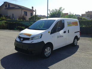 fourgonnette Nissan NV200