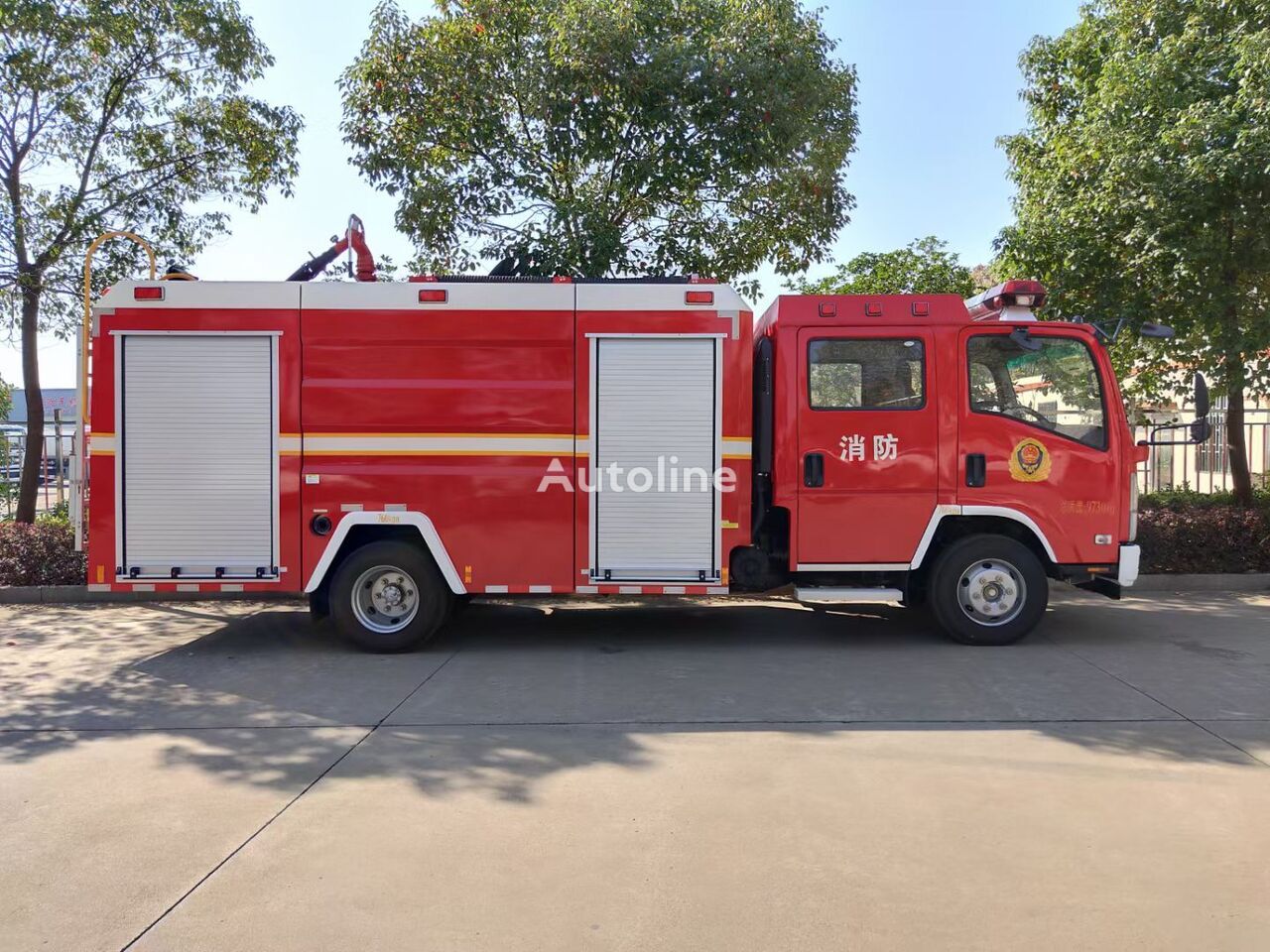 camion de pompiers Isuzu 700P neuf