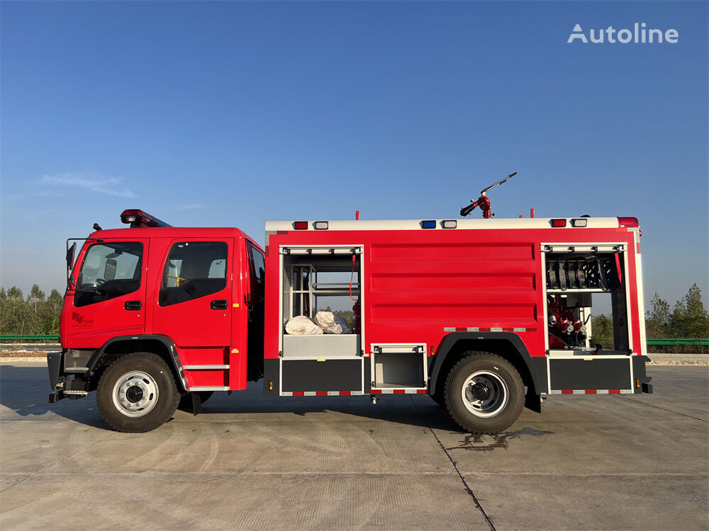 camion de pompiers Isuzu FTR neuf