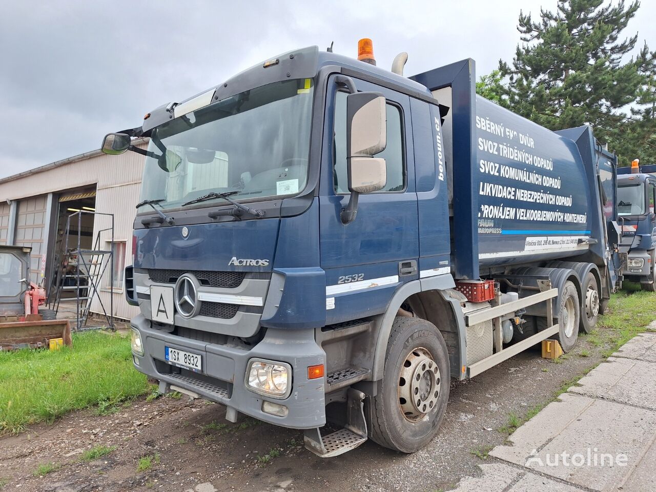 camion poubelle MB ACTROS 2532 L 6X2